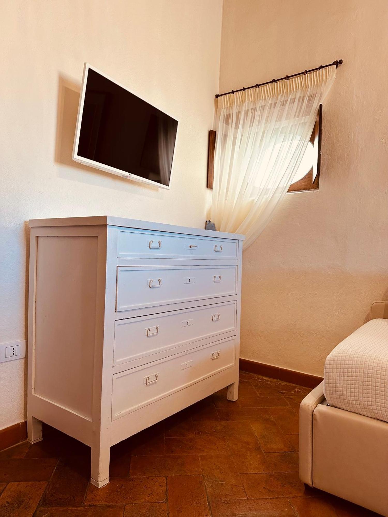 Tenuta Di Montemassi Fattoria Ngoại thất bức ảnh